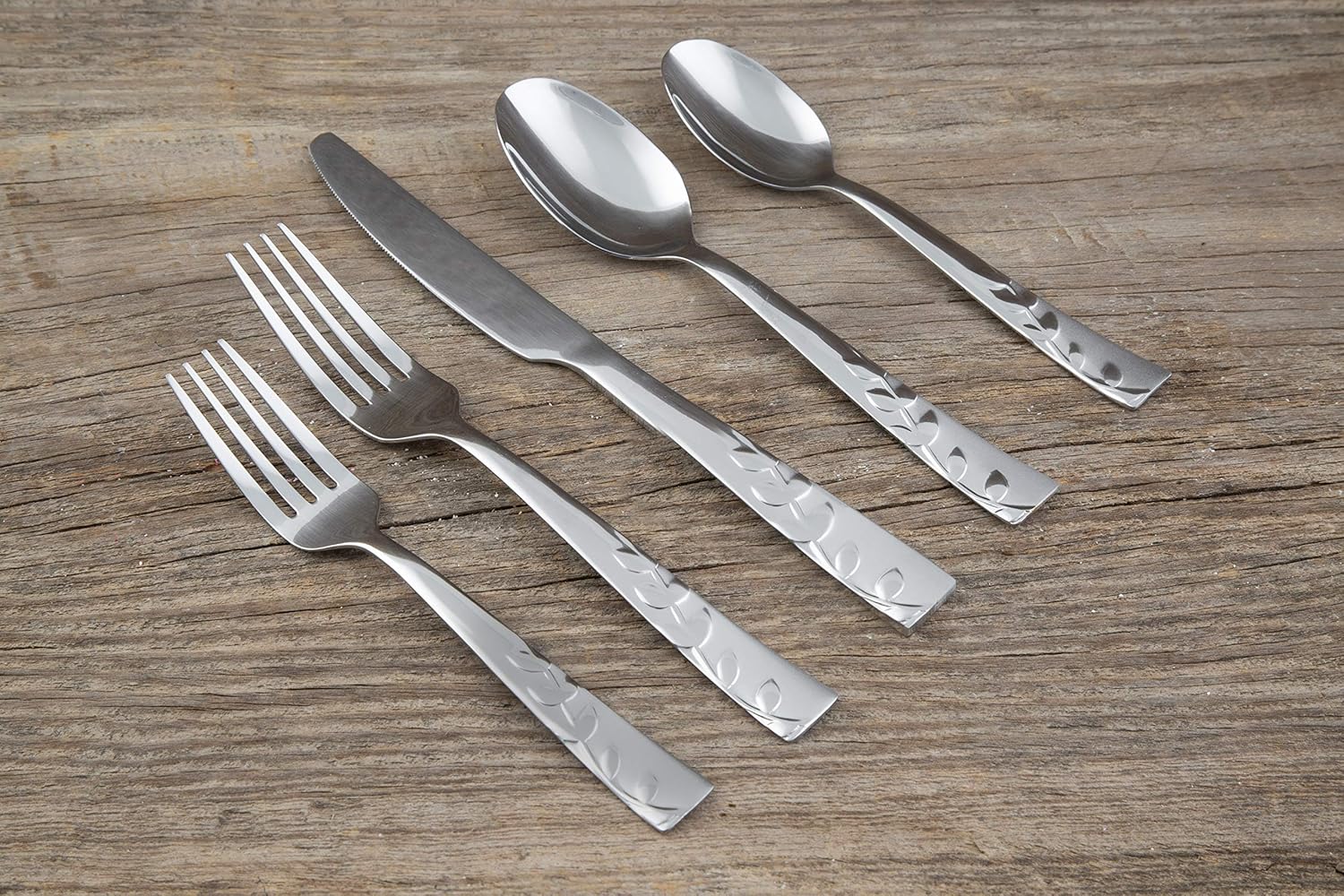 Cambridge Silversmiths Blossom Flatware Set